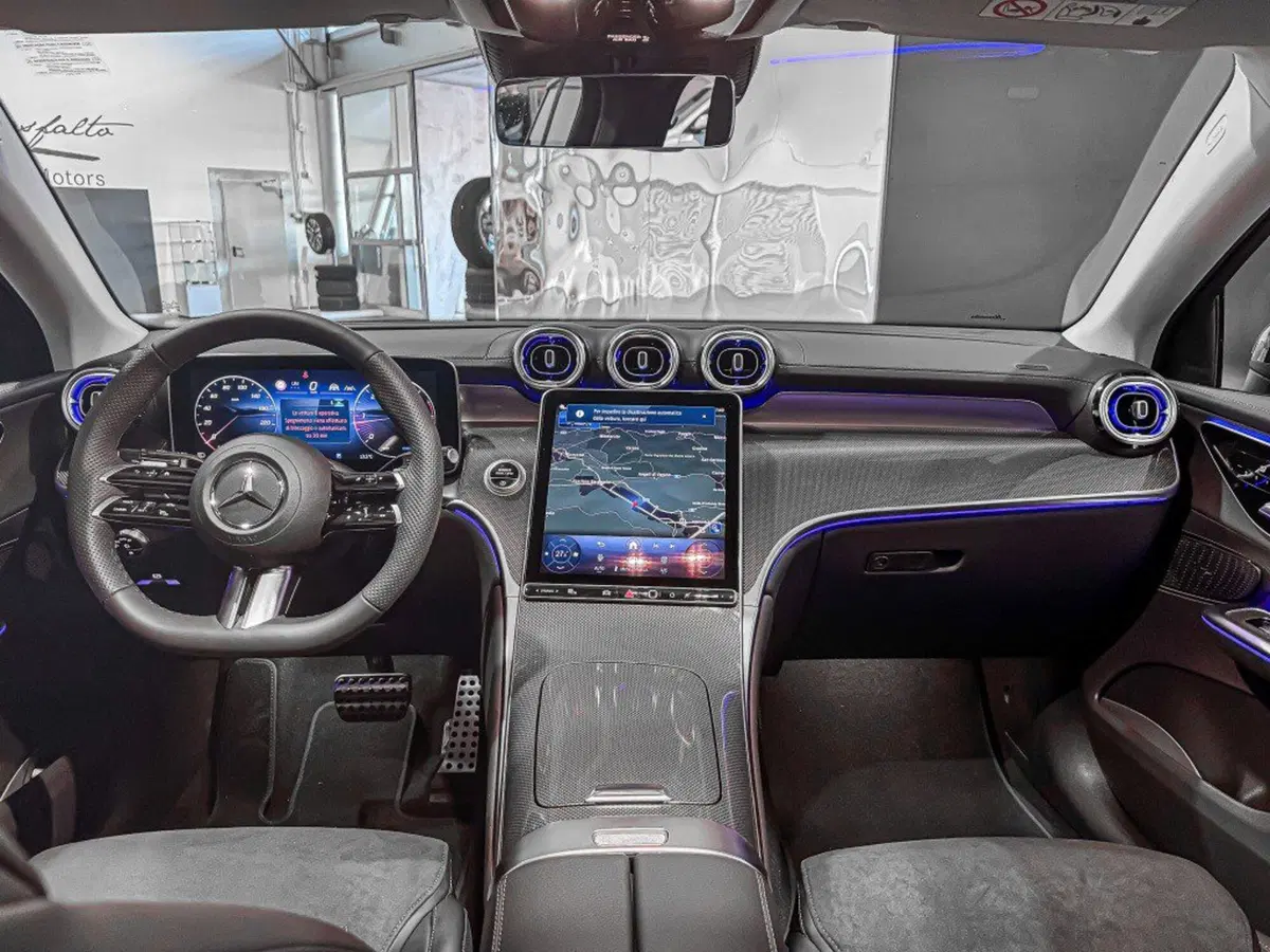 Mercedes-Benz GLC Coupé nuova a Ancona (15)