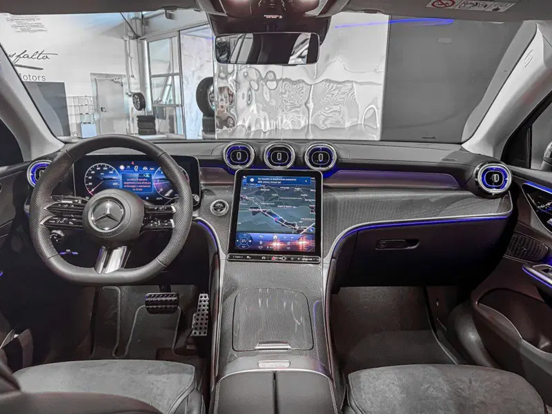 Mercedes-Benz GLC Coupé nuova a Ancona (15)