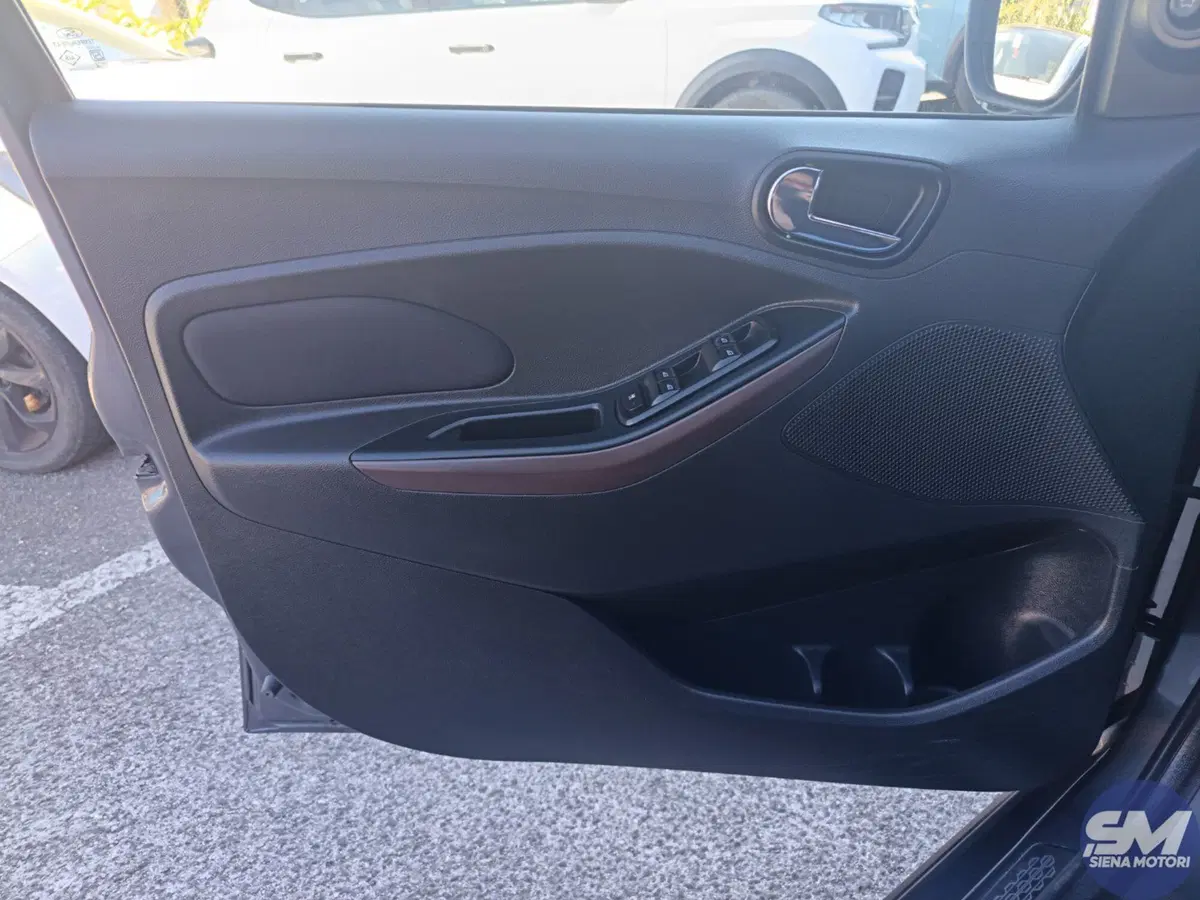 Ford Ka+ usata a Firenze (15)
