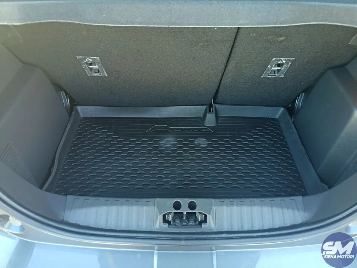 Ford Ka+ usata a Firenze (18)