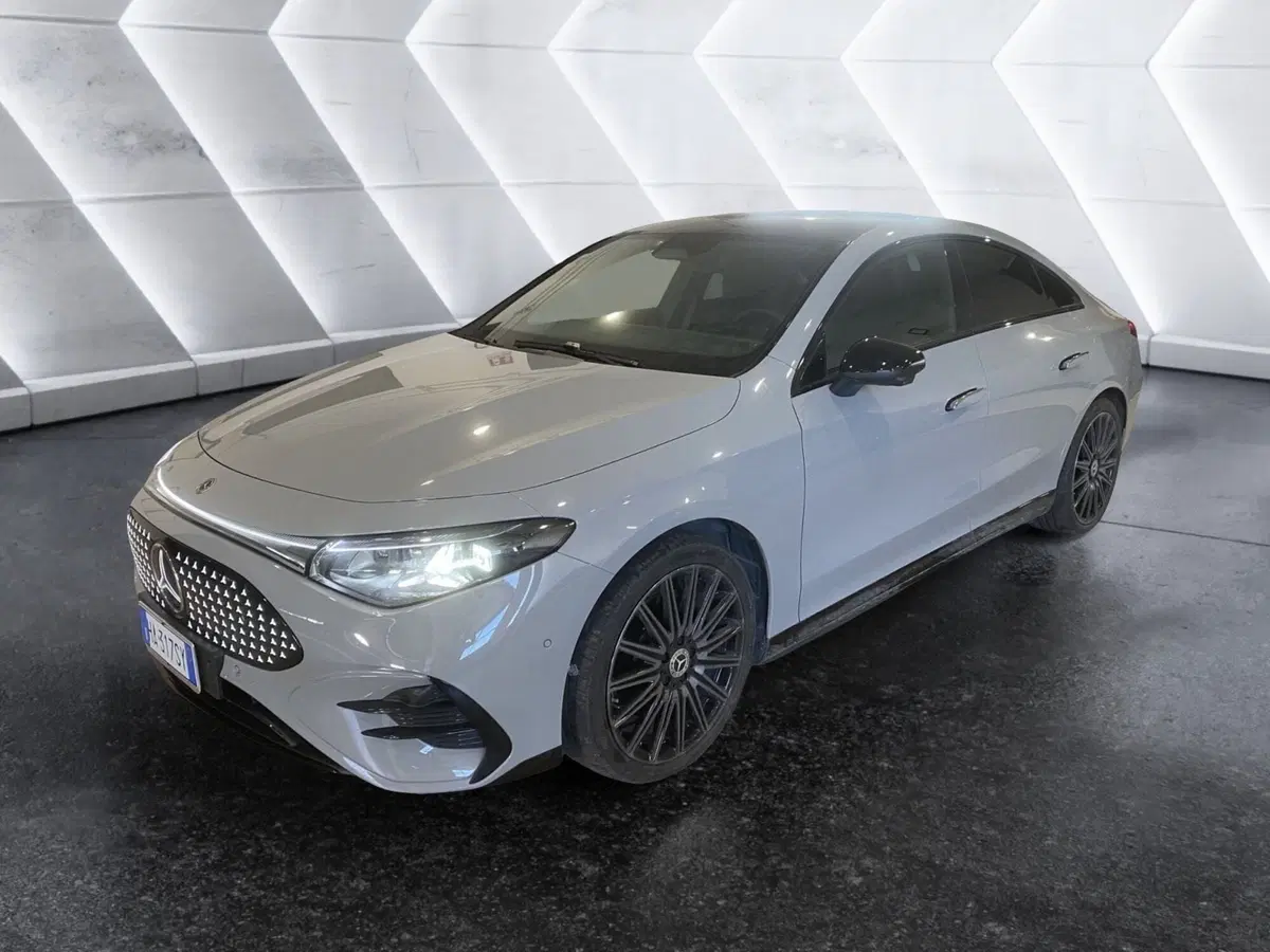 Mercedes-Benz CLA EQ usata a Napoli