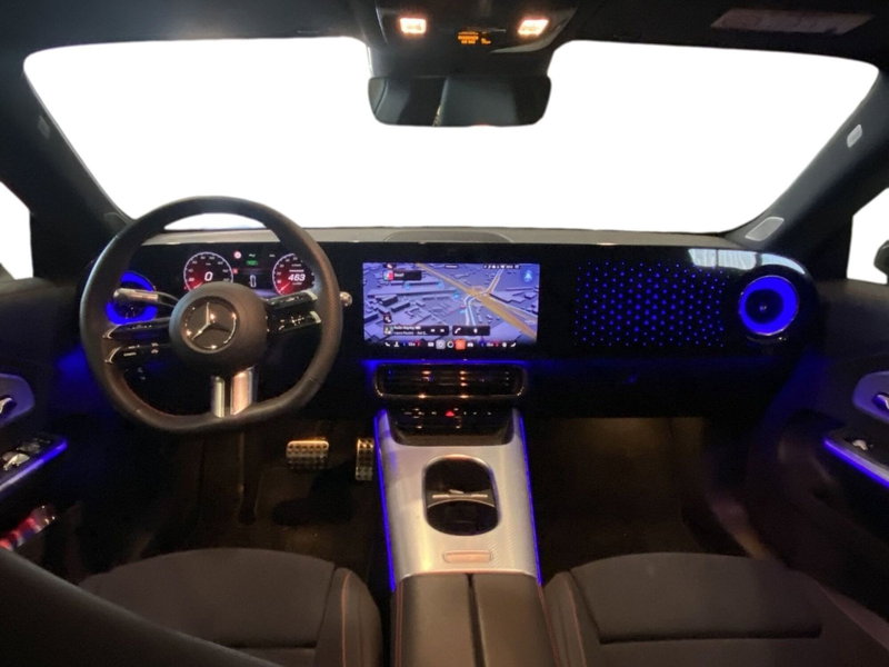 Mercedes-Benz CLA EQ usata a Napoli (13)