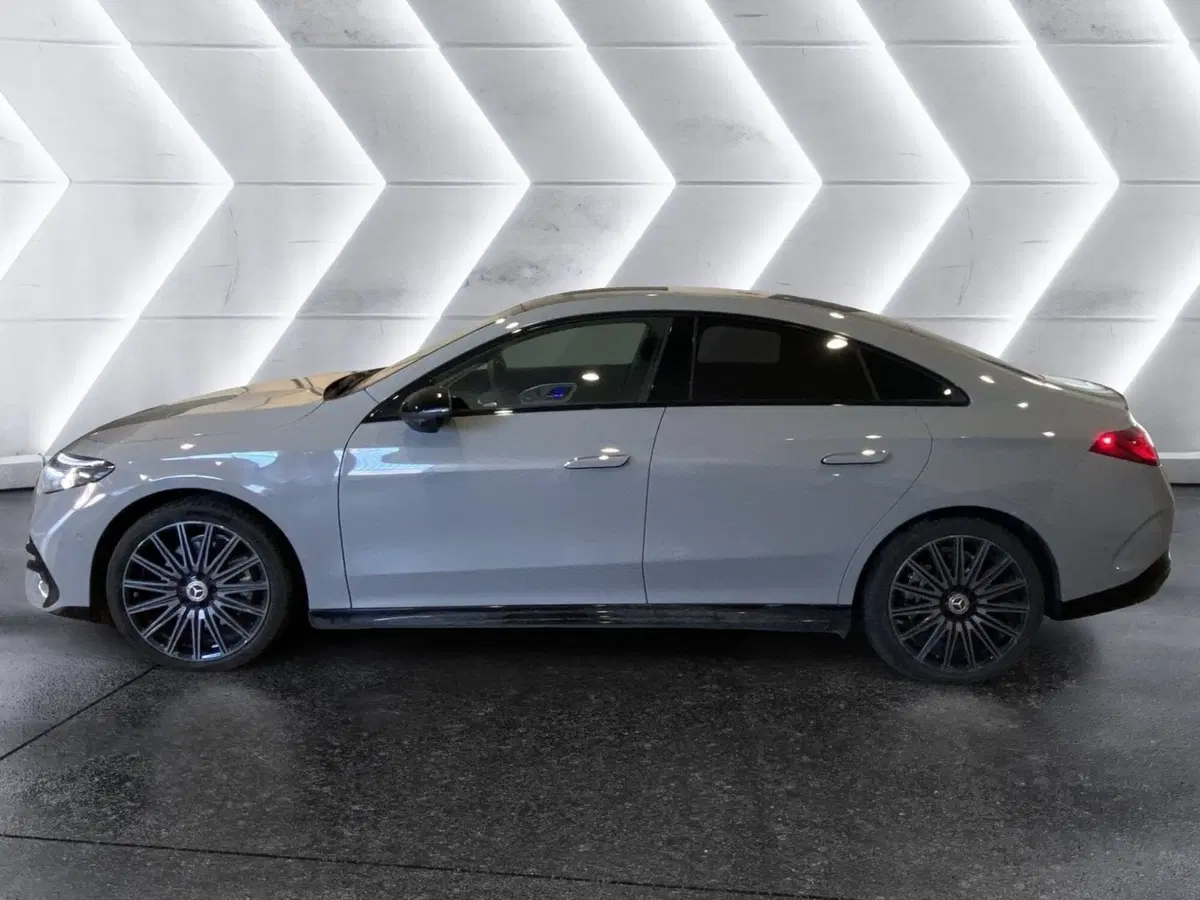 Mercedes-Benz CLA EQ usata a Napoli (5)
