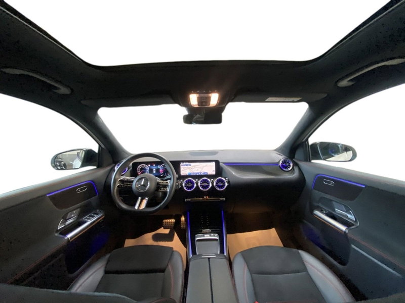 Mercedes-Benz GLA SUV usata a Napoli (14)