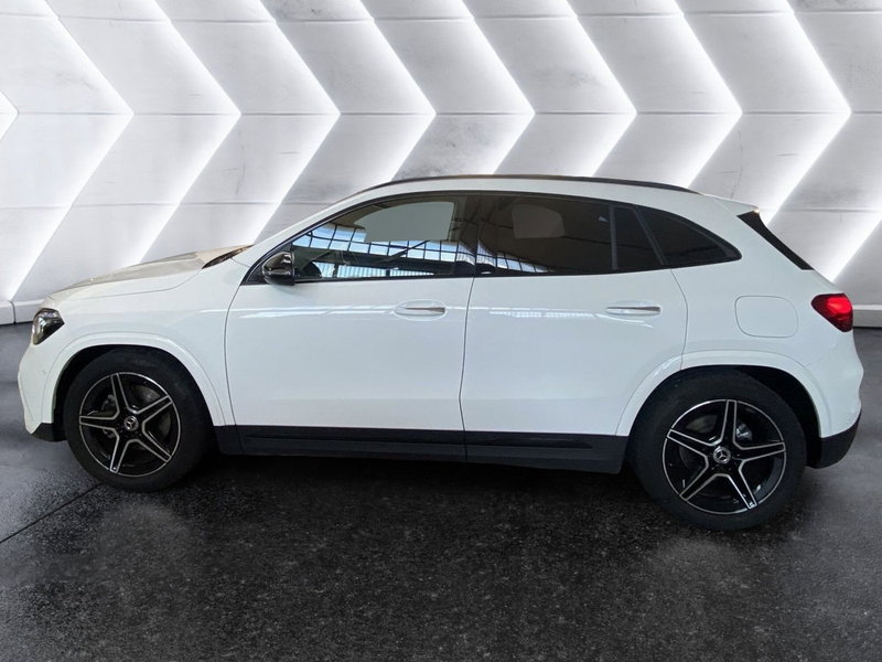 Mercedes-Benz GLA SUV usata a Napoli (5)