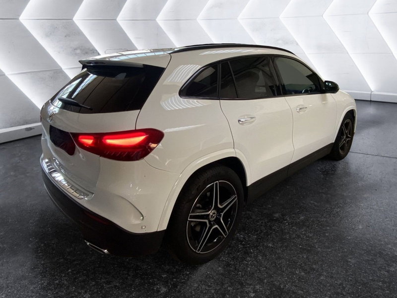Mercedes-Benz GLA SUV usata a Napoli (7)