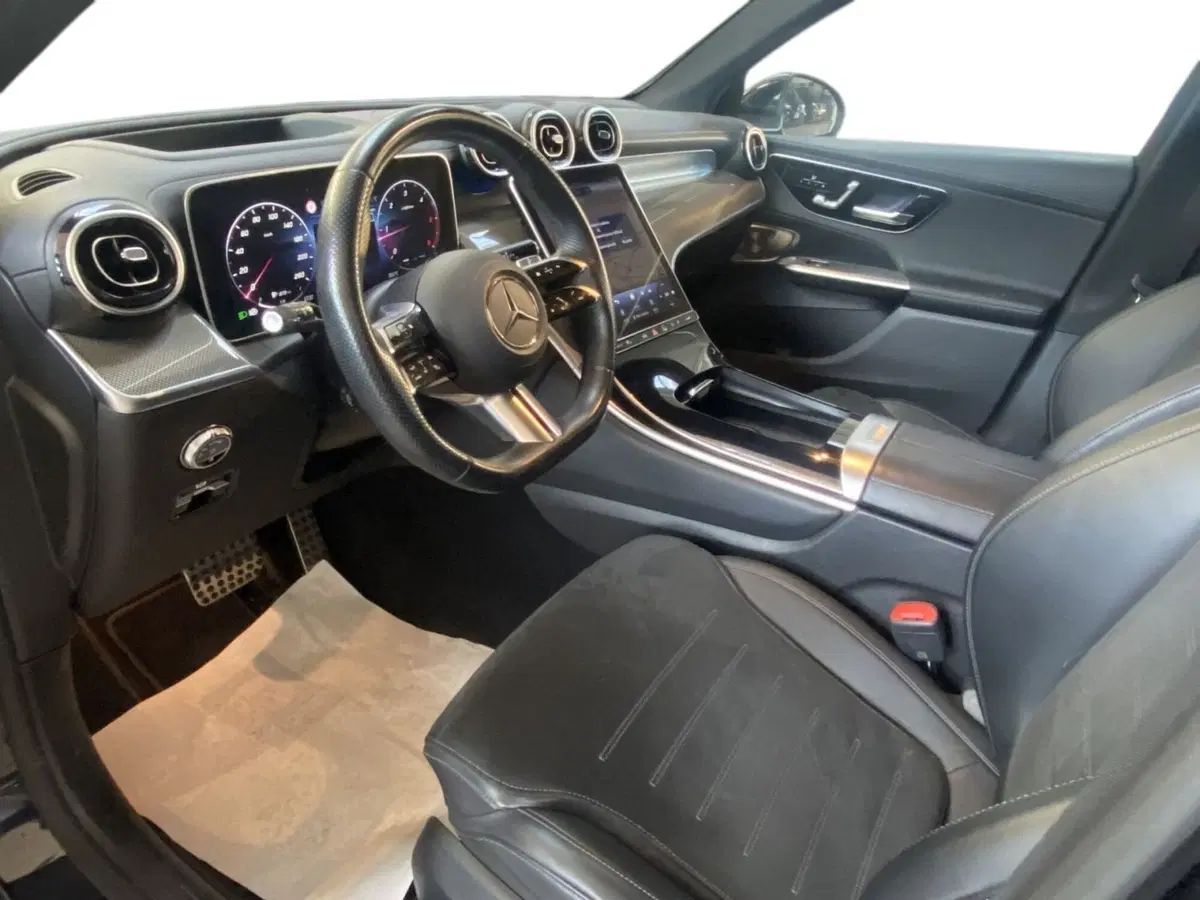 Mercedes-Benz GLC SUV usata a Napoli (12)