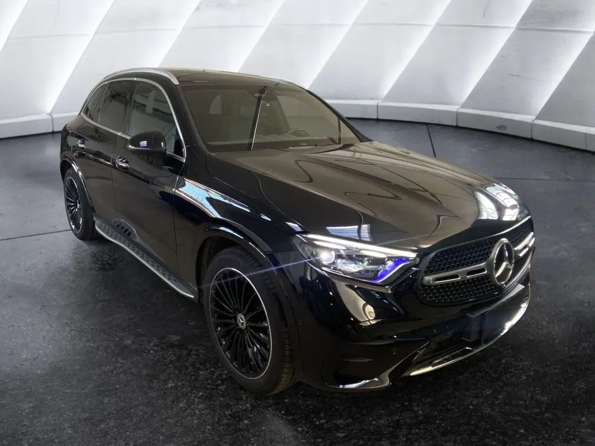 Mercedes-Benz GLC SUV usata a Napoli (3)