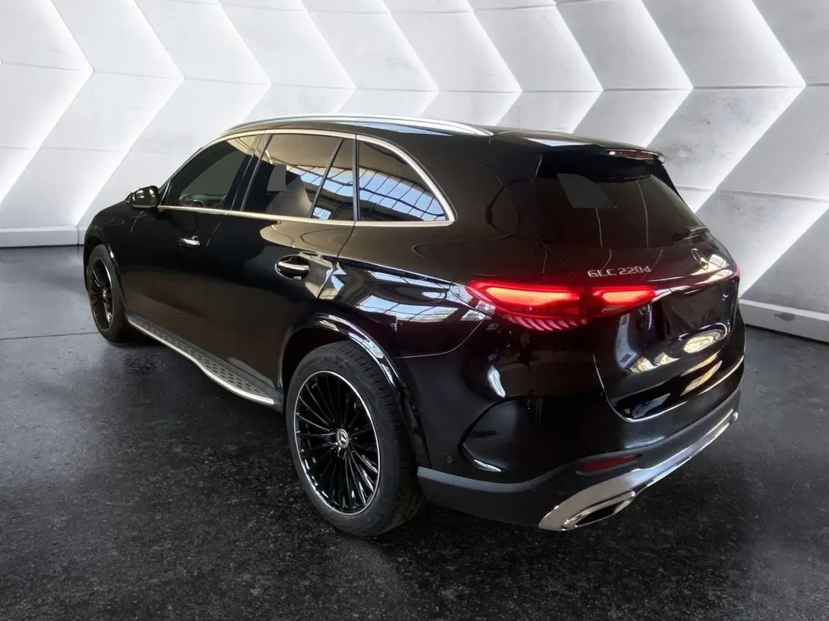 Mercedes-Benz GLC SUV usata a Napoli (5)