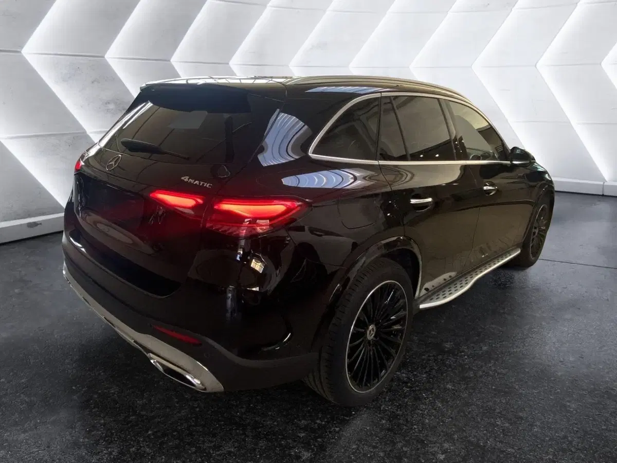 Mercedes-Benz GLC SUV usata a Napoli (8)