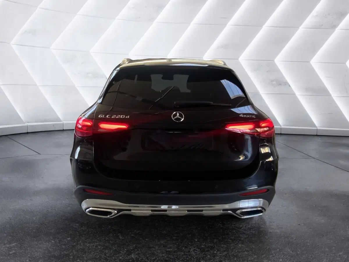 Mercedes-Benz GLC SUV usata a Napoli (9)