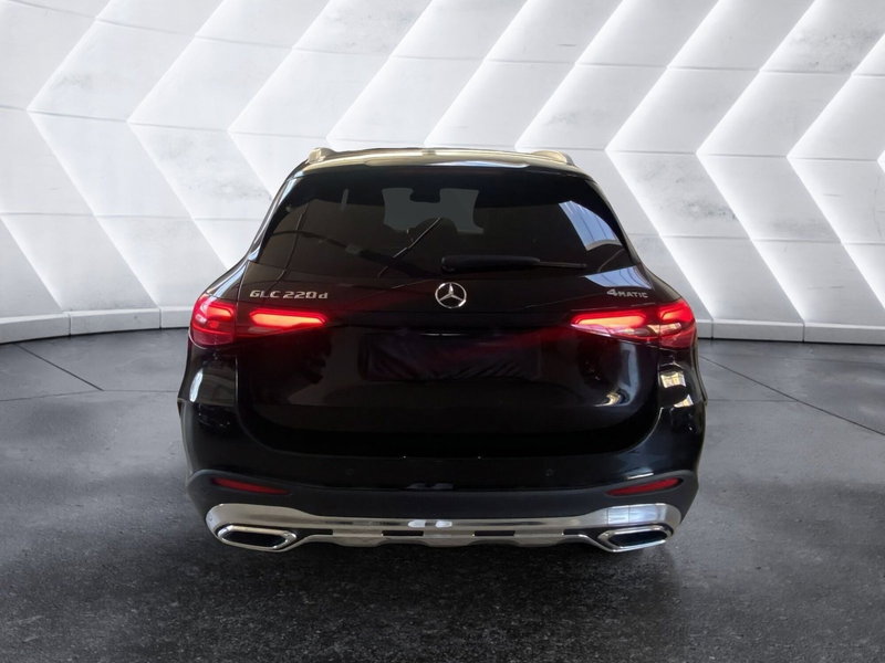 Mercedes-Benz GLC SUV usata a Napoli (9)