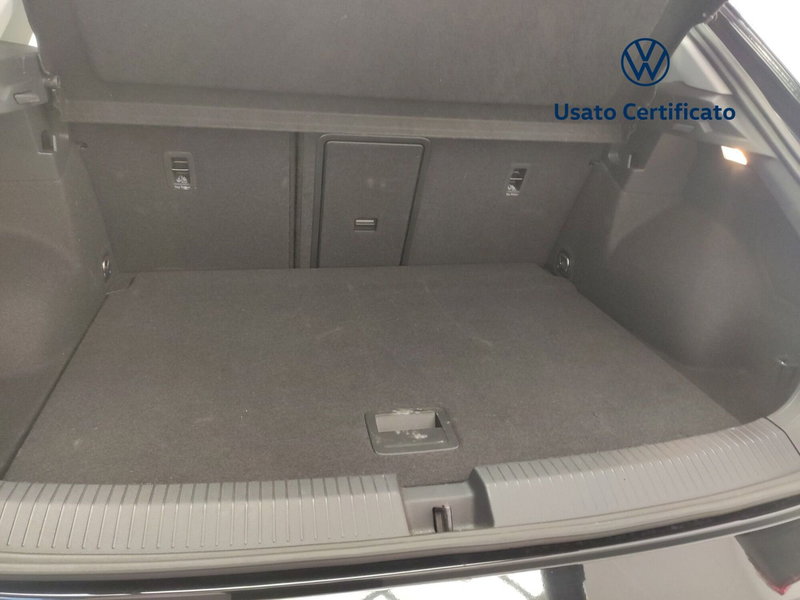 Volkswagen T-Roc usata a Avellino (13)