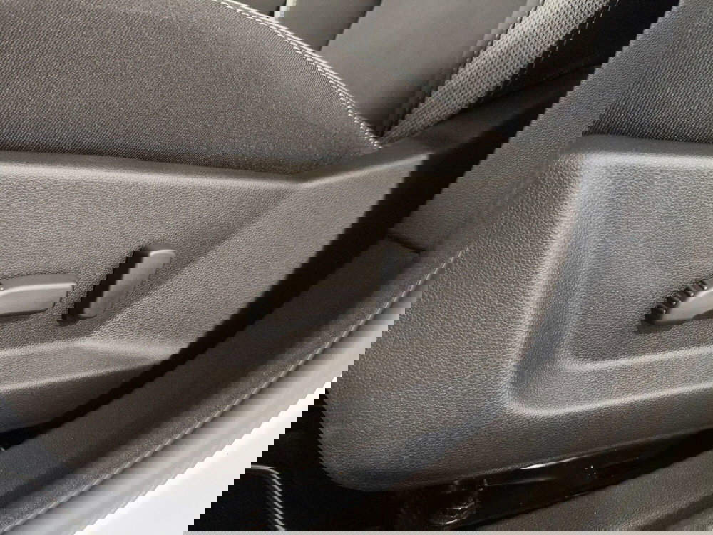 Dacia Bigster nuova a Brescia (14)