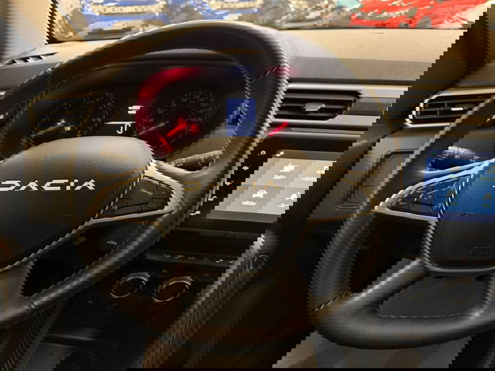 Dacia Duster usata a Brescia (15)