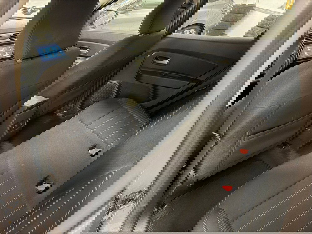 Dacia Duster usata a Brescia (16)