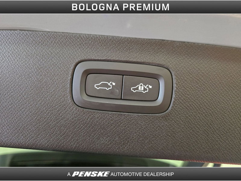 Volvo XC90 usata a Bologna (12)