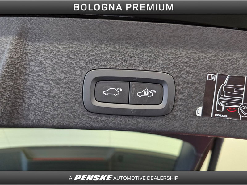 Volvo XC40 usata a Bologna (11)