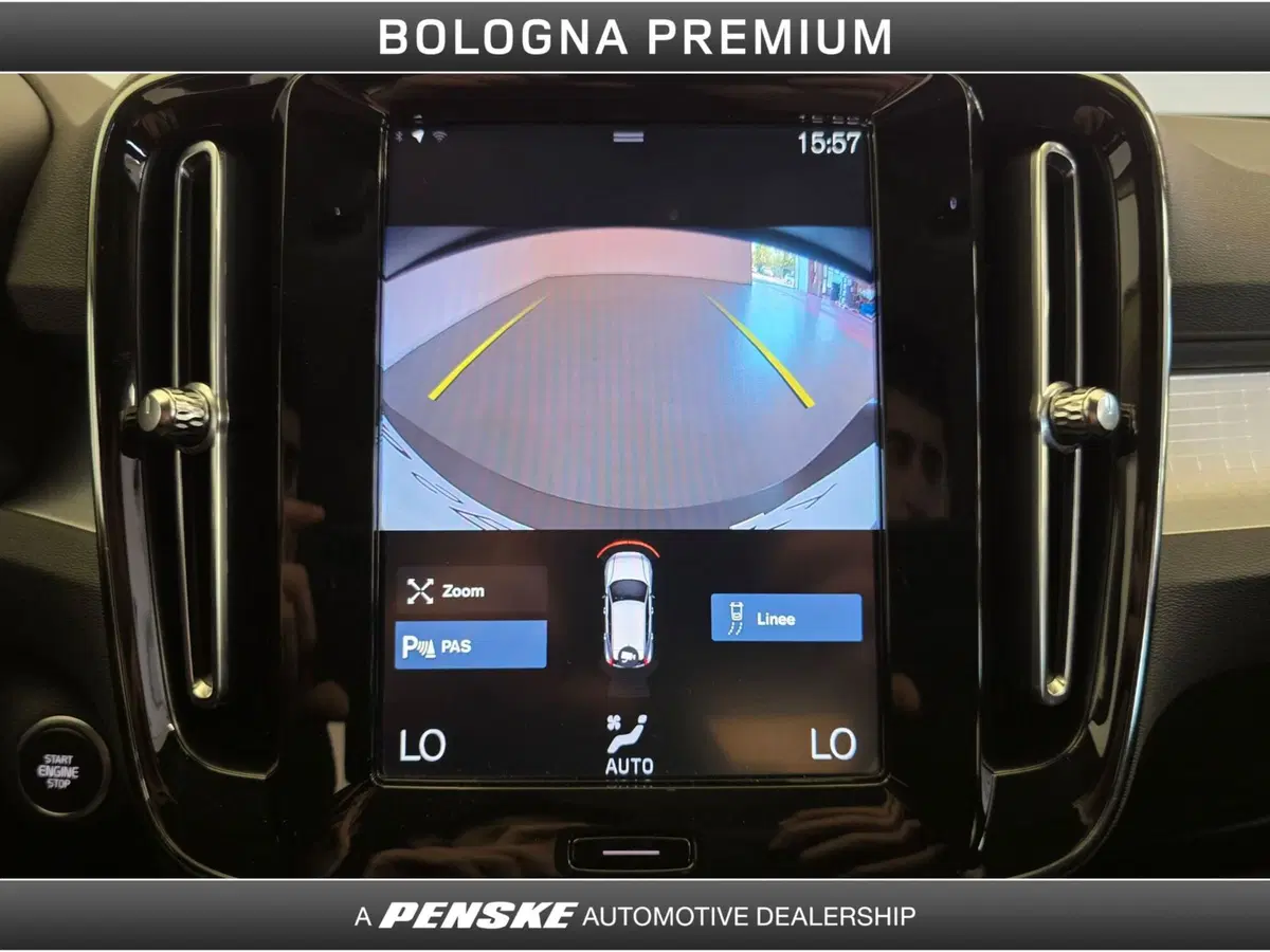Volvo XC40 usata a Bologna (12)