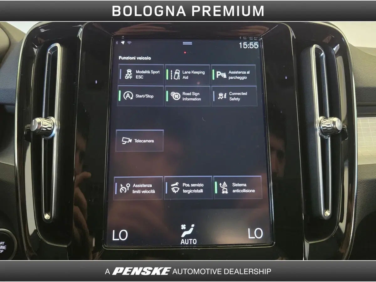 Volvo XC40 usata a Bologna (13)