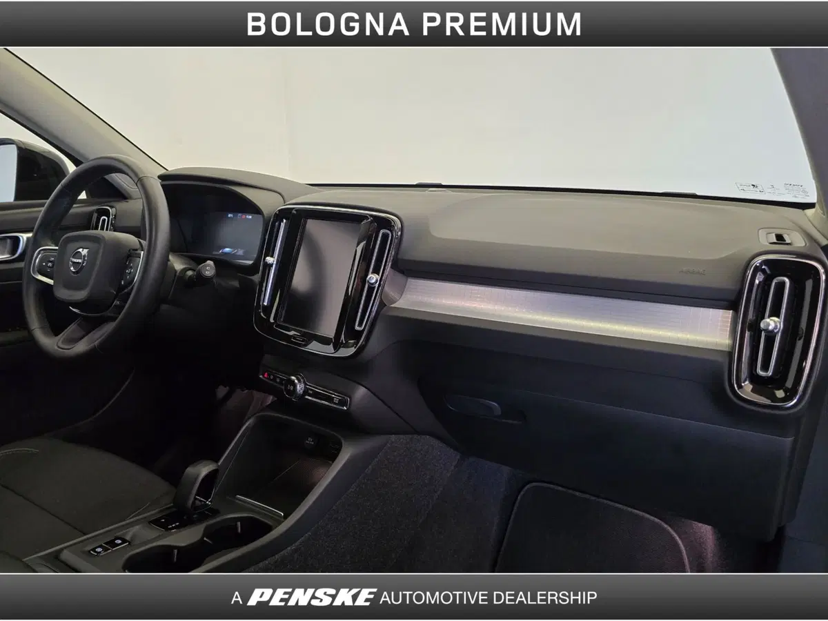 Volvo XC40 usata a Bologna (16)