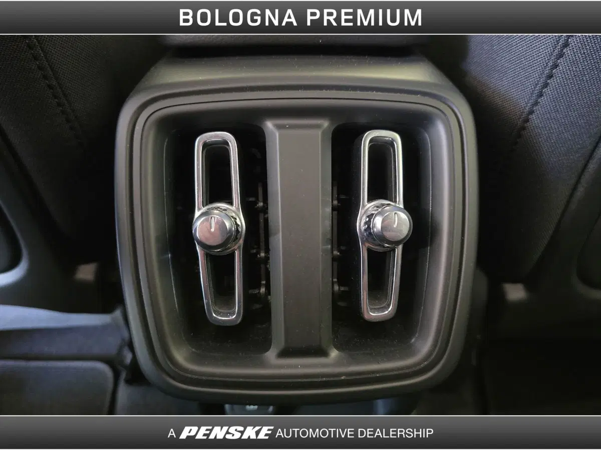 Volvo XC40 usata a Bologna (20)