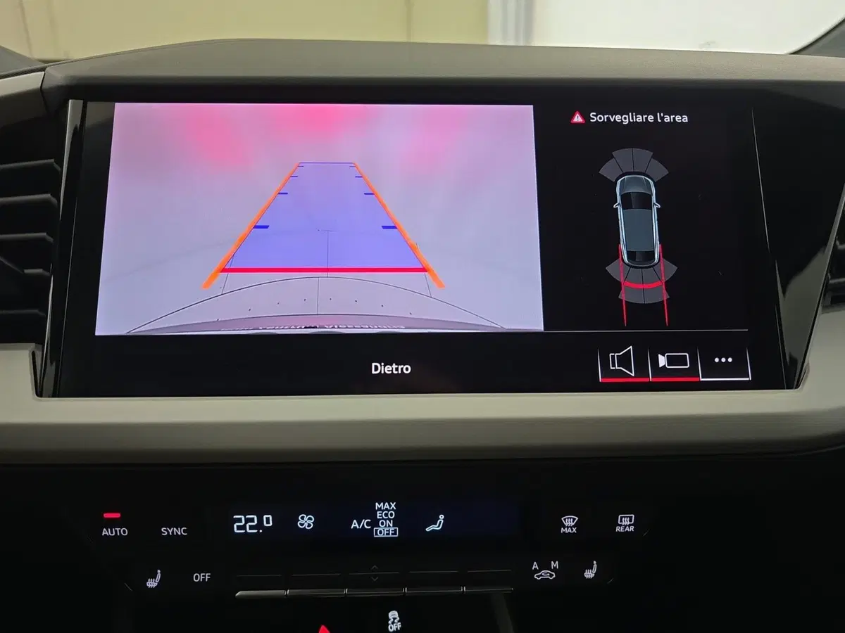 Audi Q4 Sportback usata a Alessandria (15)