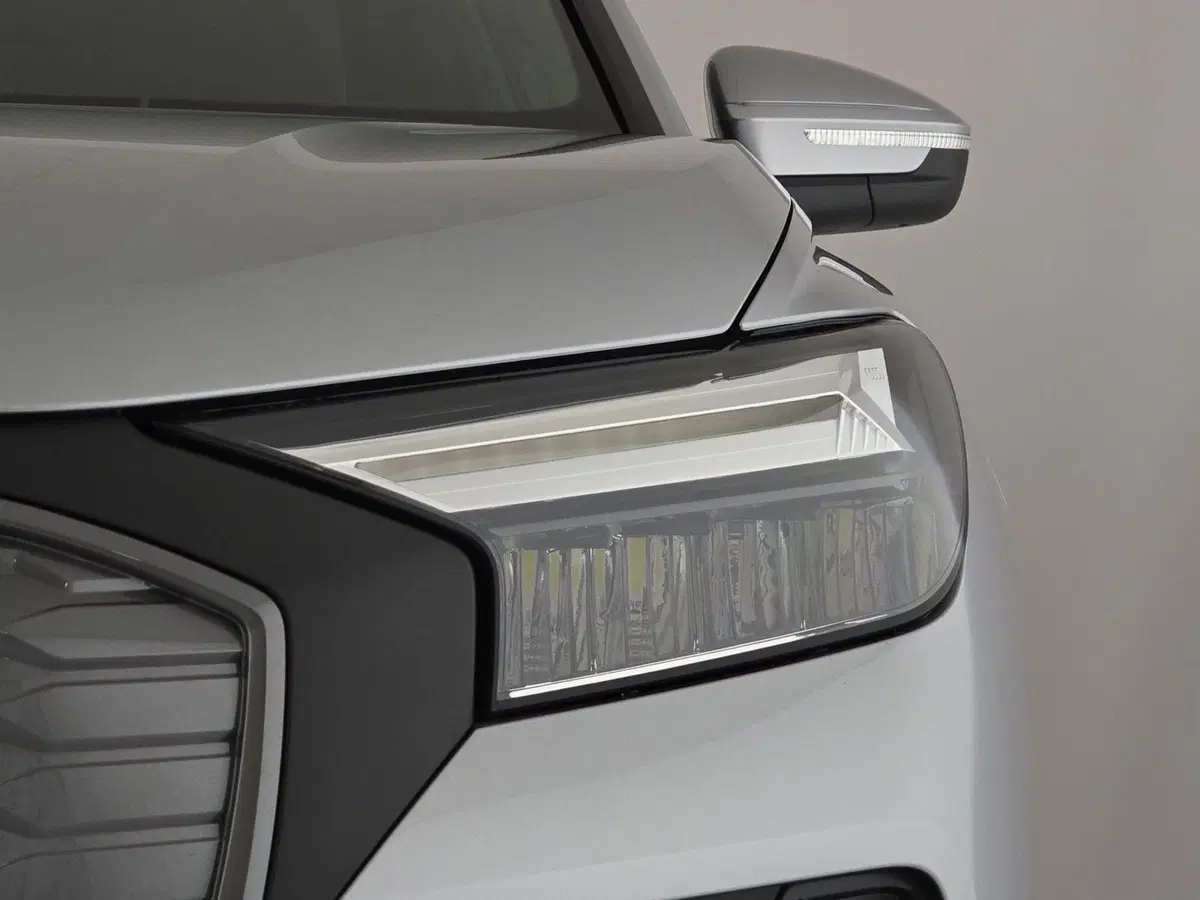 Audi Q4 Sportback usata a Alessandria (6)