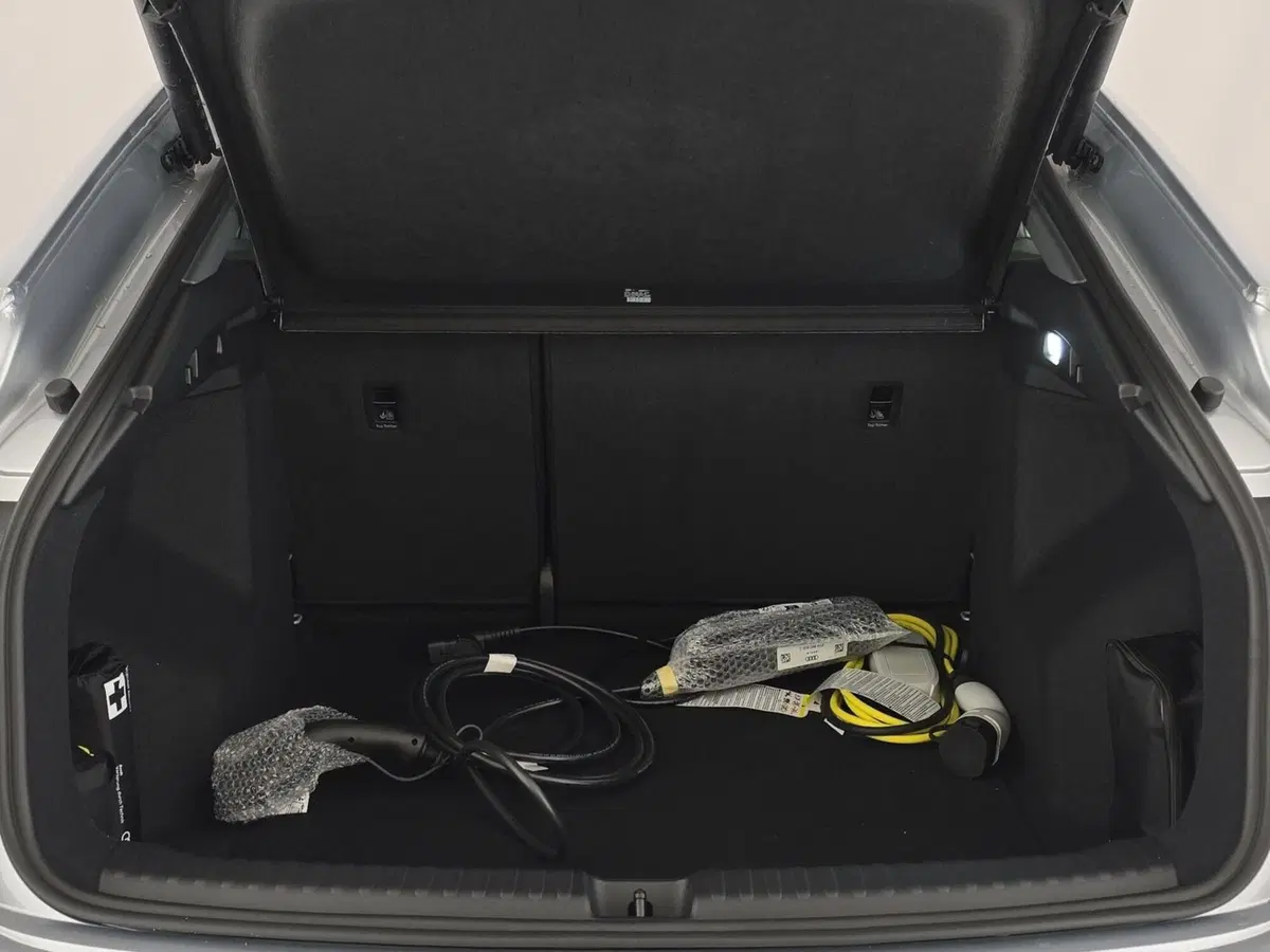 Audi Q4 Sportback usata a Alessandria (8)