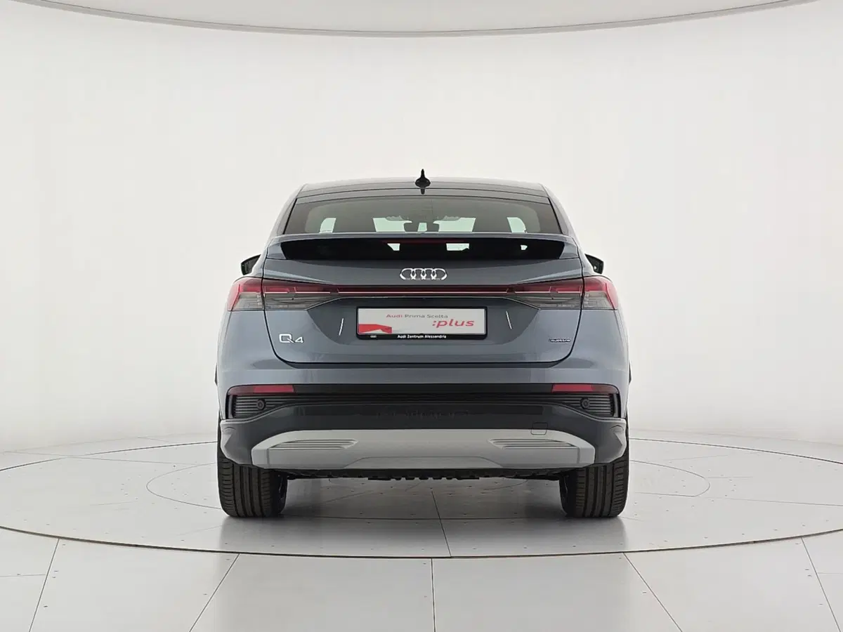 Audi Q4 Sportback usata a Alessandria (5)