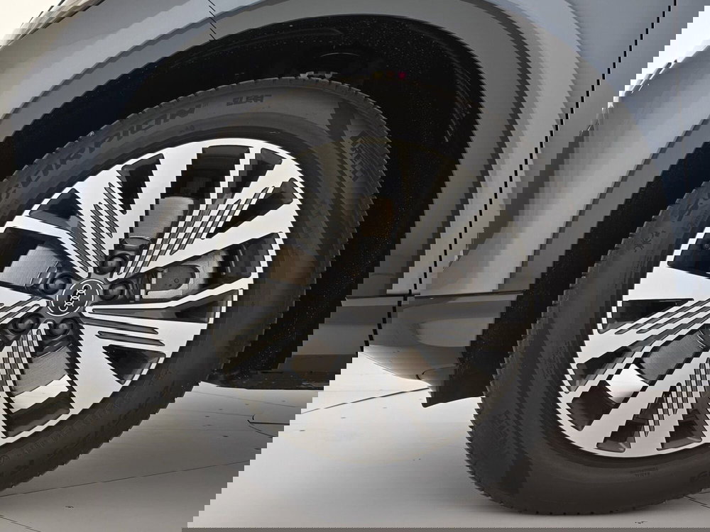 Audi Q4 Sportback usata a Alessandria (7)