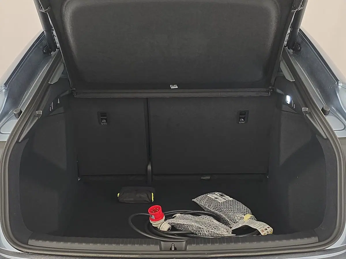 Audi Q4 Sportback usata a Alessandria (8)
