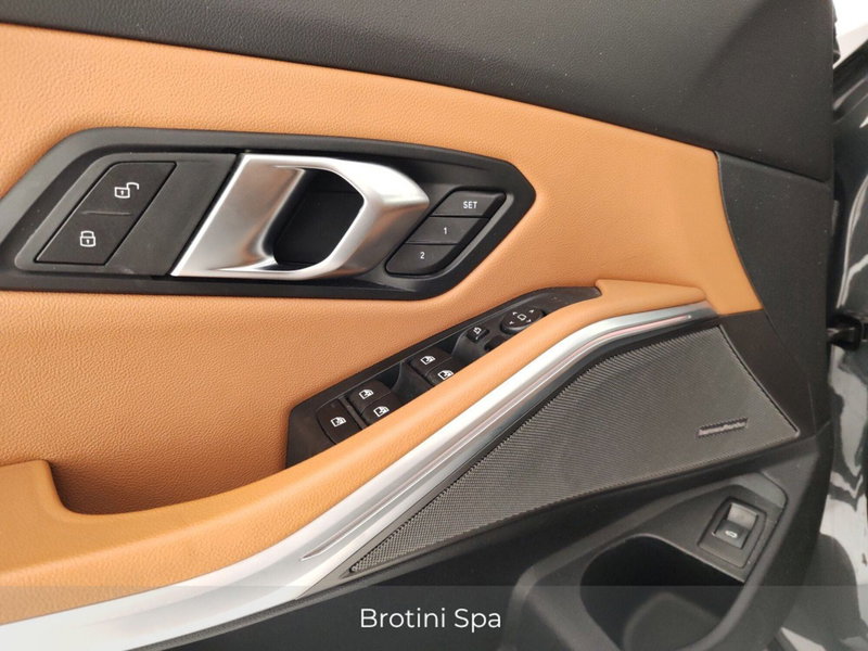 BMW Serie 3 Touring usata a Massa-Carrara (12)