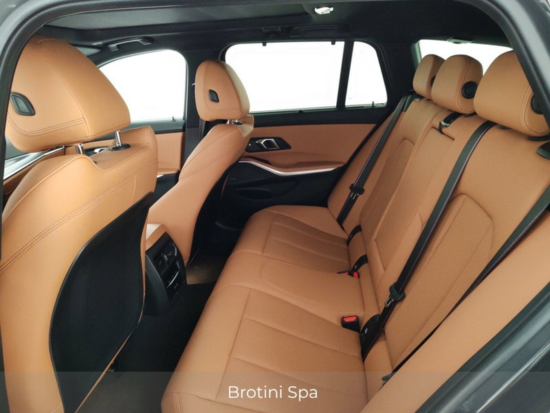 BMW Serie 3 Touring usata a Massa-Carrara (14)