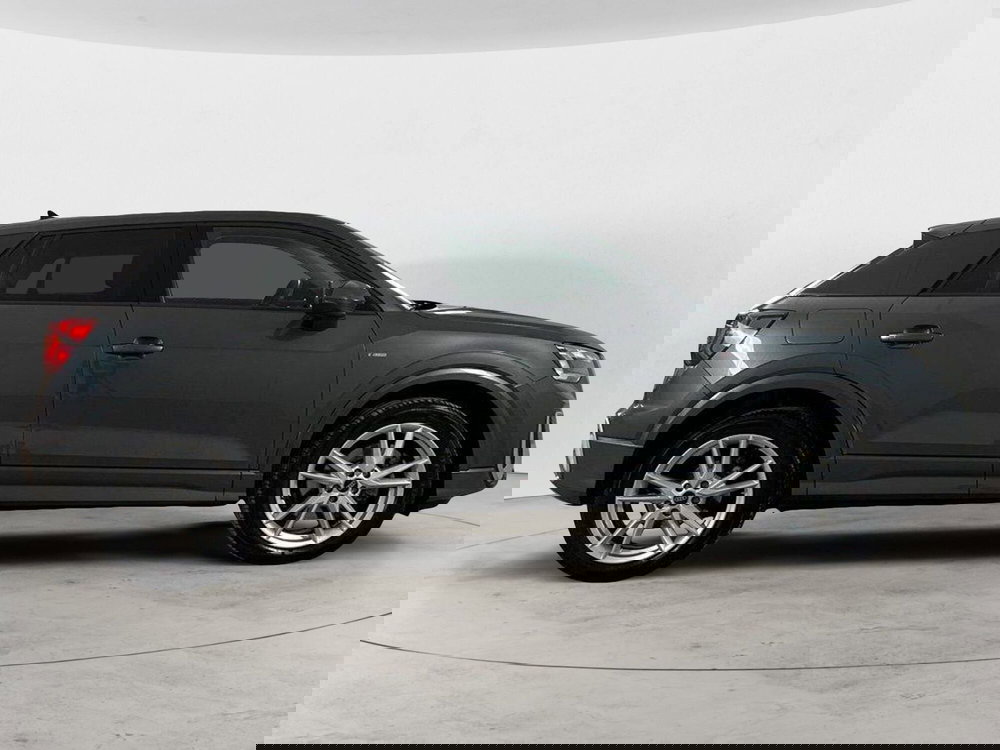 Audi Q2 usata a Napoli (3)