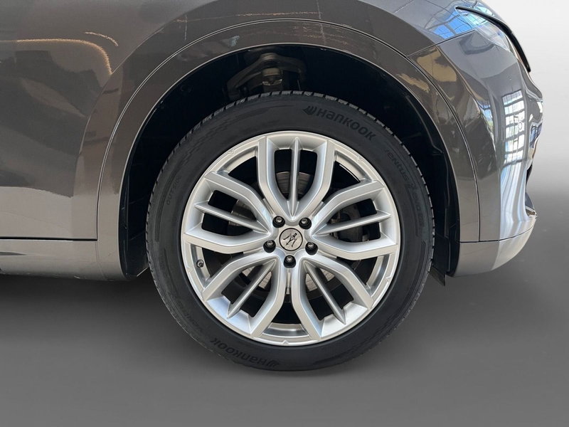 Maserati Levante usata a Bari (20)