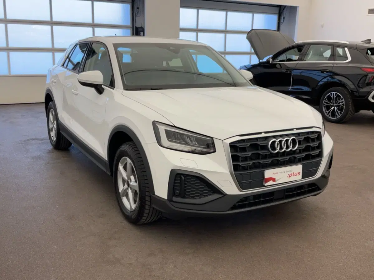 Audi Q2 usata a Caserta (4)