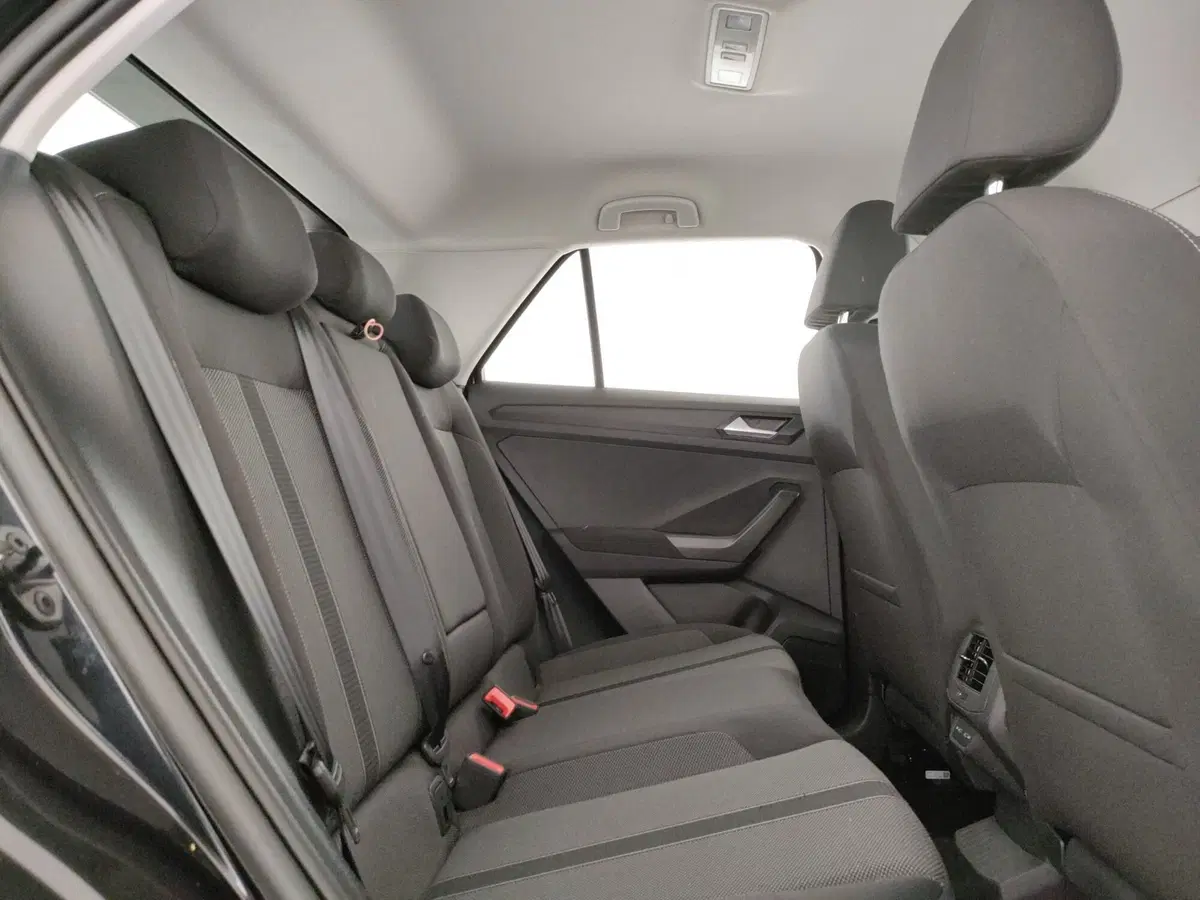 Volkswagen T-Roc usata a Napoli (10)