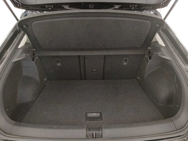 Volkswagen T-Roc usata a Napoli (11)