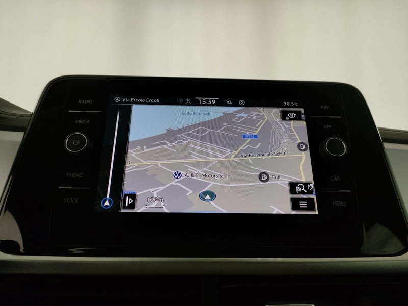 Volkswagen T-Roc usata a Napoli (18)