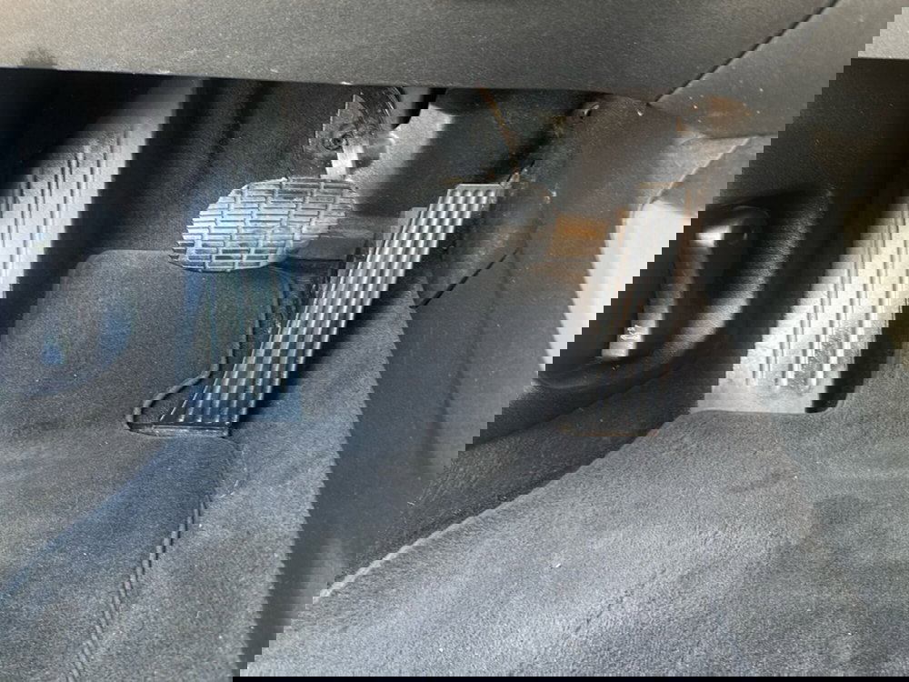 BMW Serie 1 usata a Caserta (13)