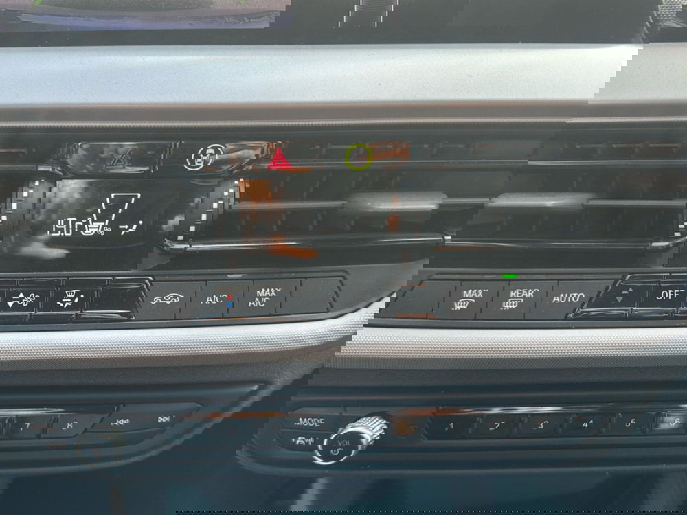 BMW Serie 1 usata a Caserta (14)