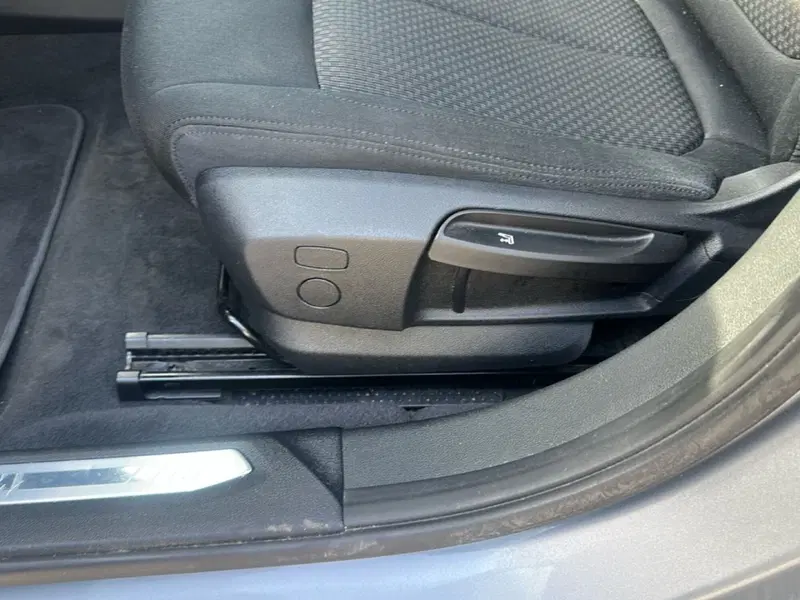 BMW Serie 1 usata a Caserta (8)