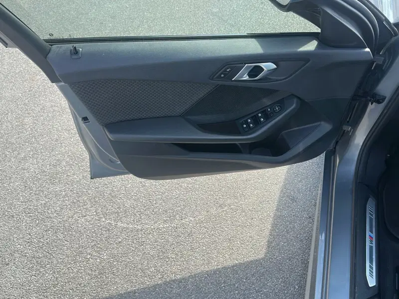 BMW Serie 1 usata a Caserta (9)