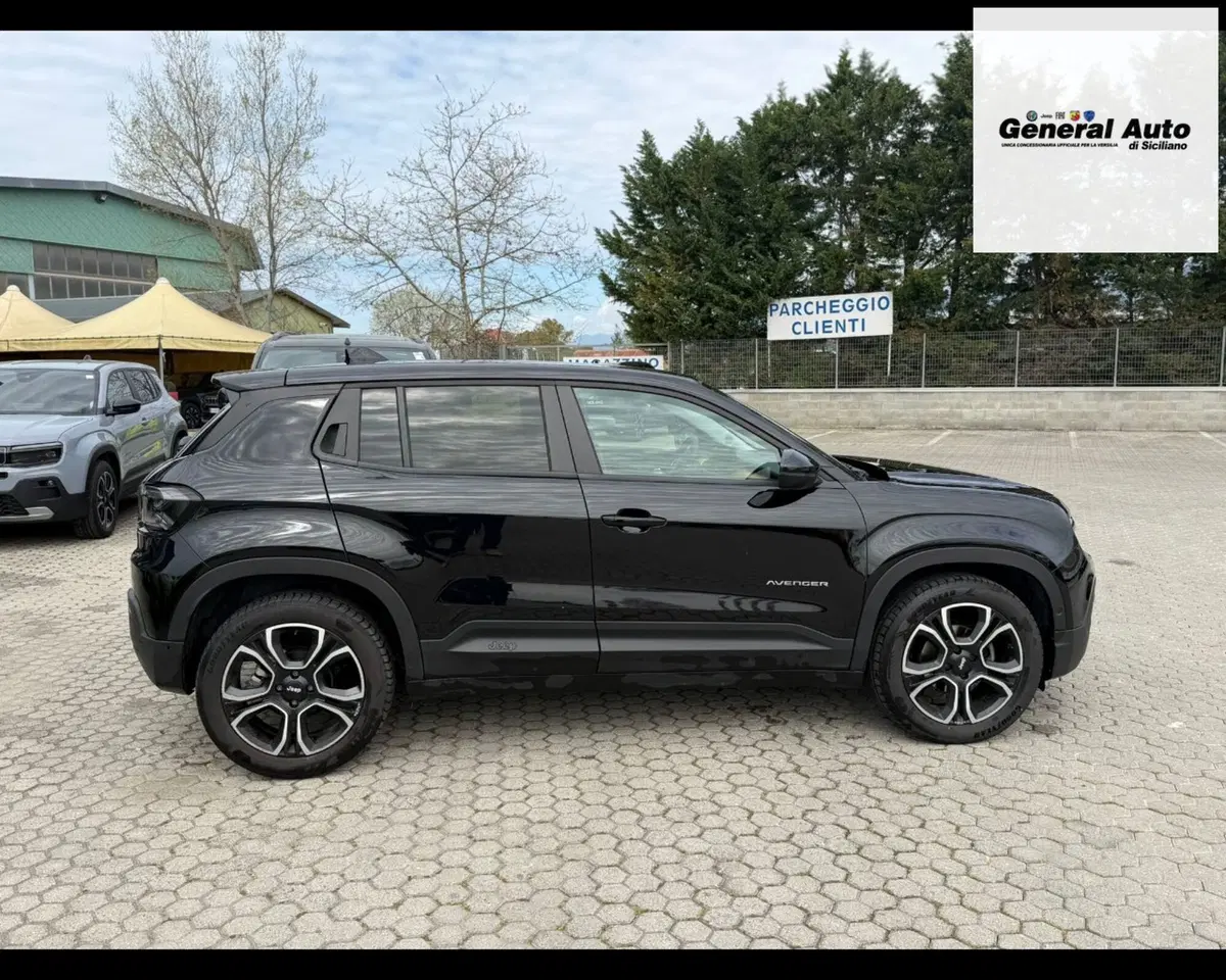 Jeep Avenger usata a Lucca (8)
