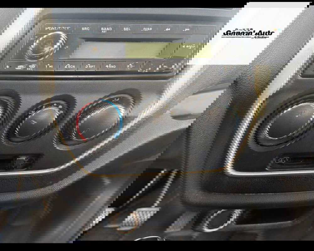 Piaggio Porter usata a Lucca (14)