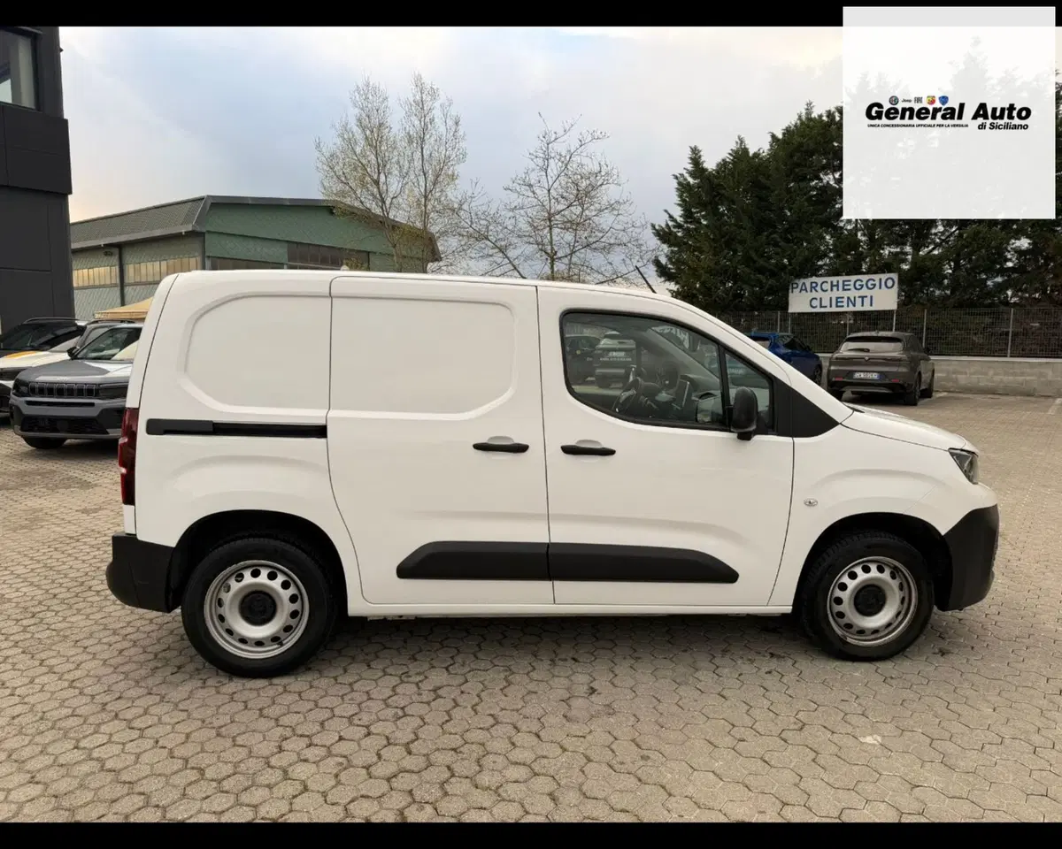 Peugeot Partner Furgone usata a Lucca (10)