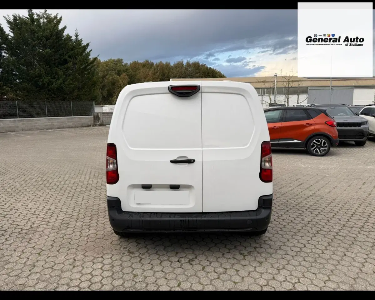 Peugeot Partner Furgone usata a Lucca (6)