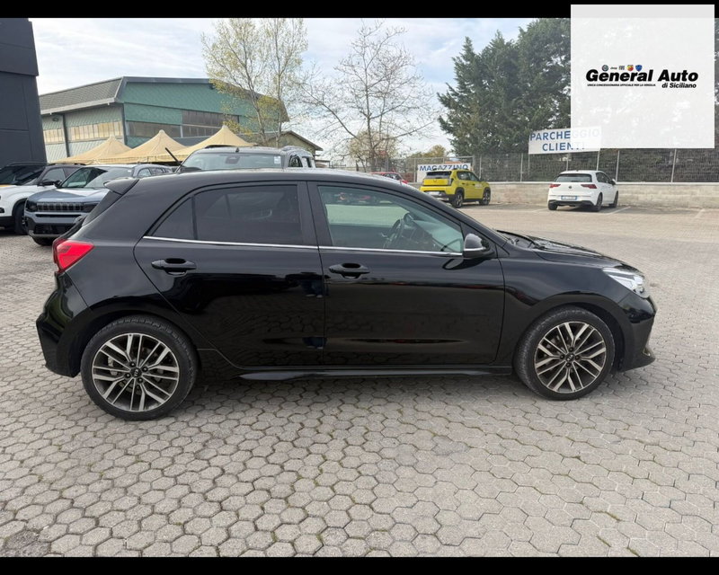 Kia Rio usata a Lucca (9)