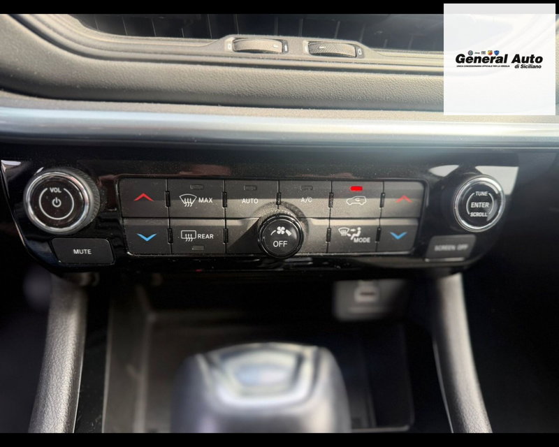 Jeep Compass usata a Lucca (17)